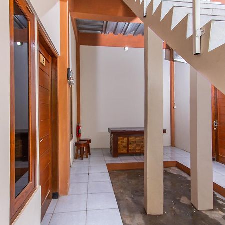 Vaccinated Staff - OYO 1718 Homestay Wak Gobenk Salakan Exterior foto