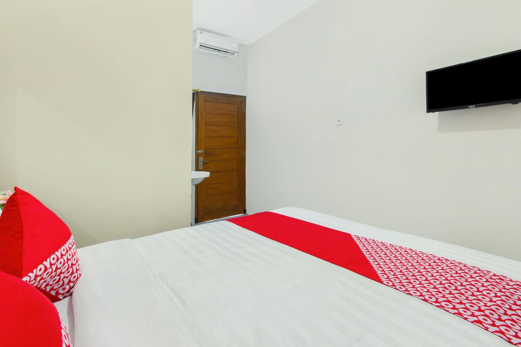 Vaccinated Staff - OYO 1718 Homestay Wak Gobenk Salakan Exterior foto